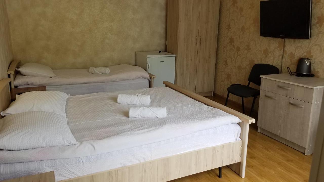 Guest House Green Rose Borjomi Exterior photo